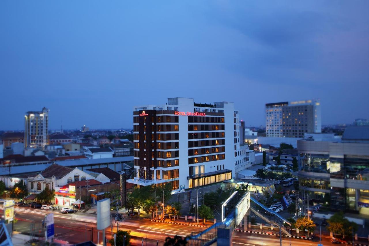 Hotel Grandhika Pemuda Semarang Eksteriør bilde
